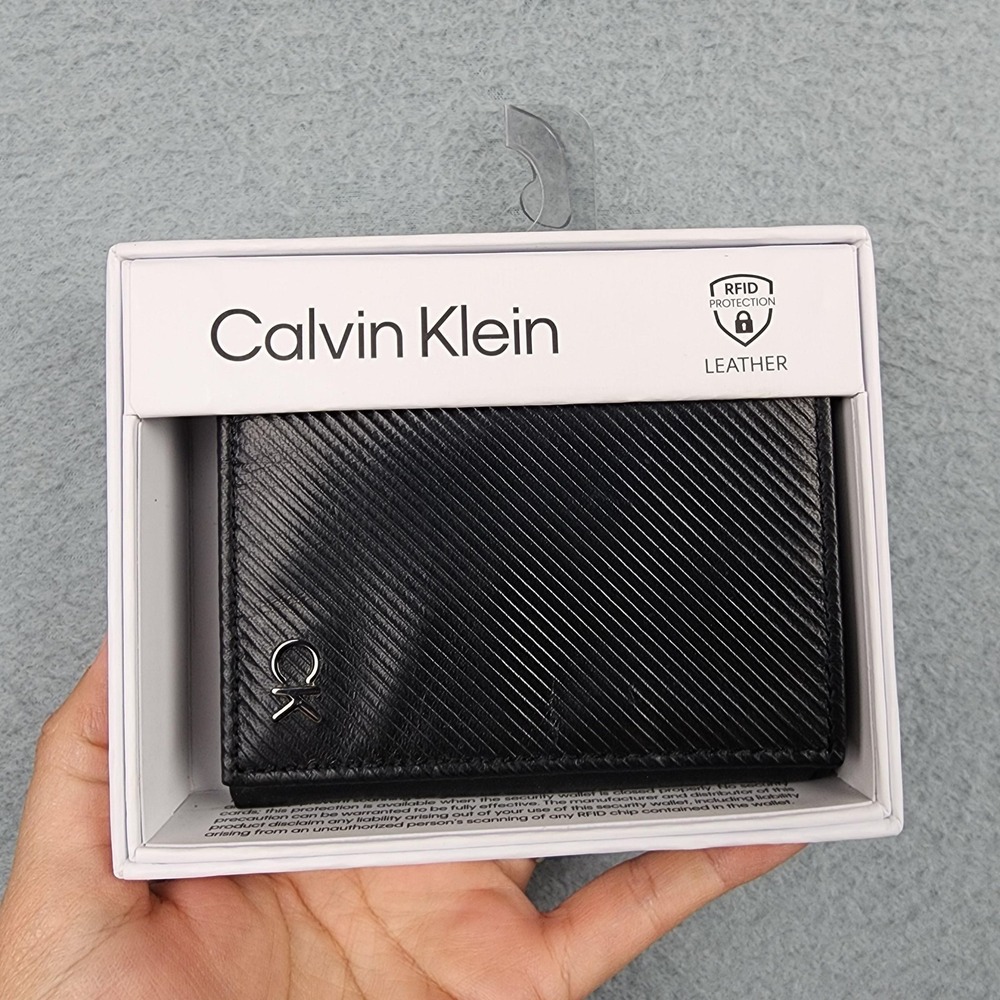 Calvin Klein Wallet Mens One Size Black Leather RFID Bifold Stripe Logo Gift Box